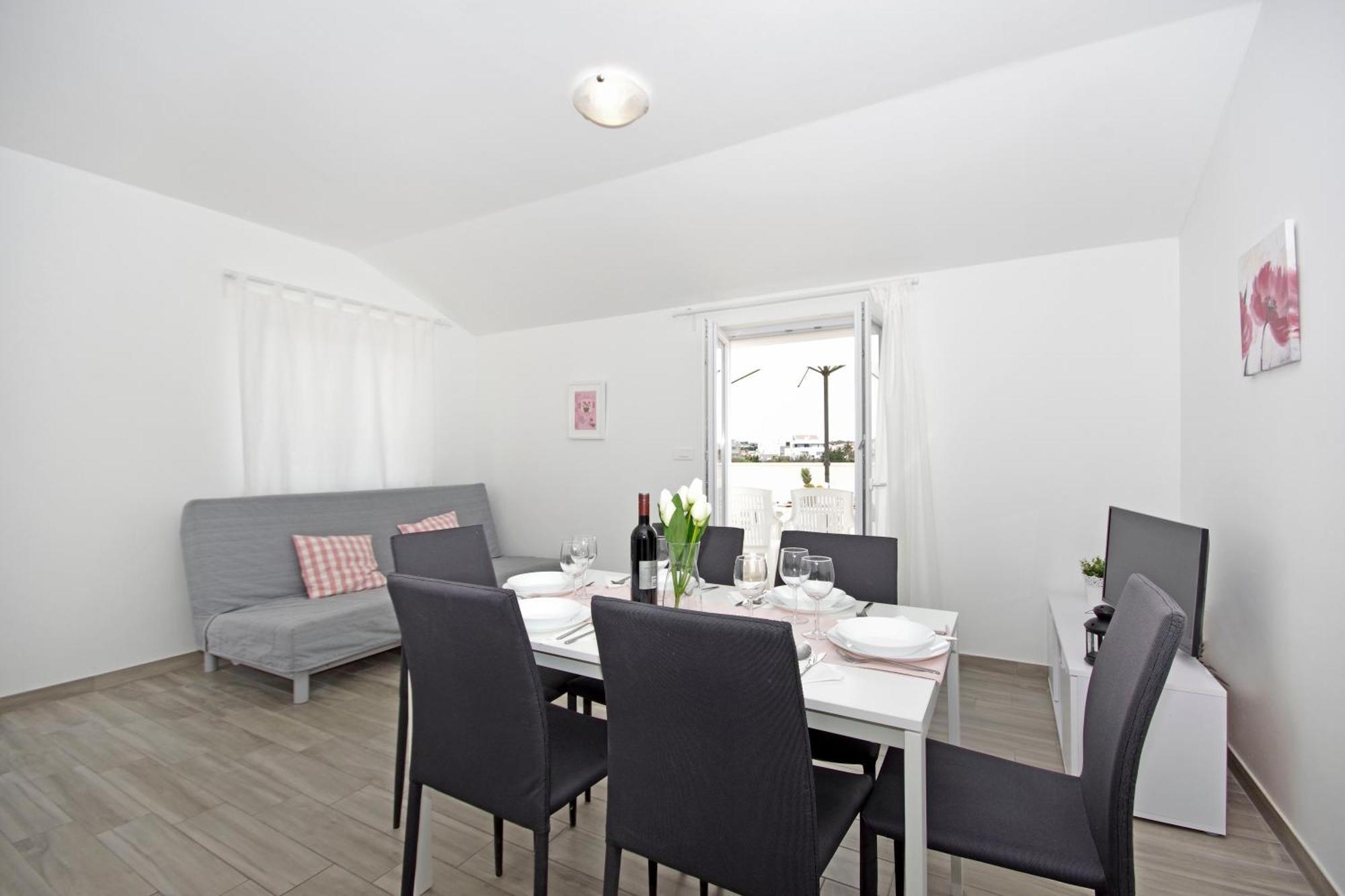 Apartments Frado โนวาลยา ภายนอก รูปภาพ