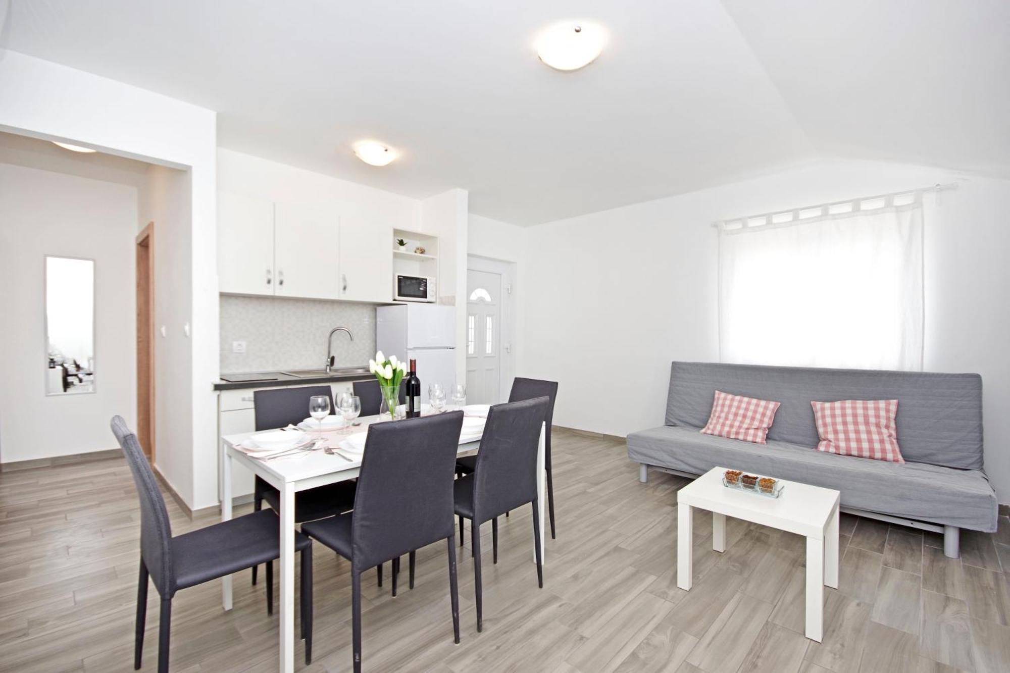 Apartments Frado โนวาลยา ภายนอก รูปภาพ
